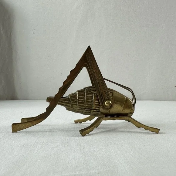 Vintage Solid Brass Cricket/Grasshopper Figurine Paperweight W/ Moveable Legs - Picture 3 of 10